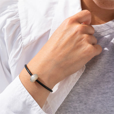 Pierre de lune grise